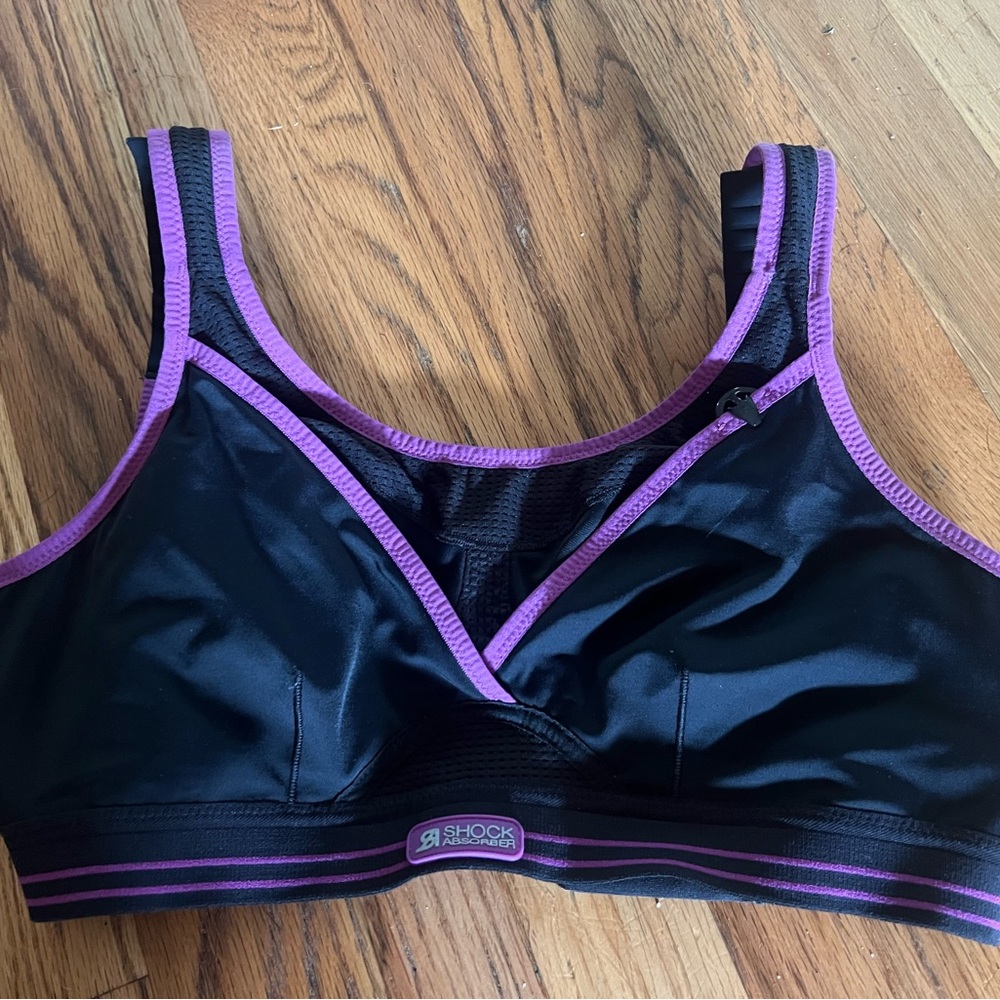 Women's Shock Absorber Sports Bra 32D
